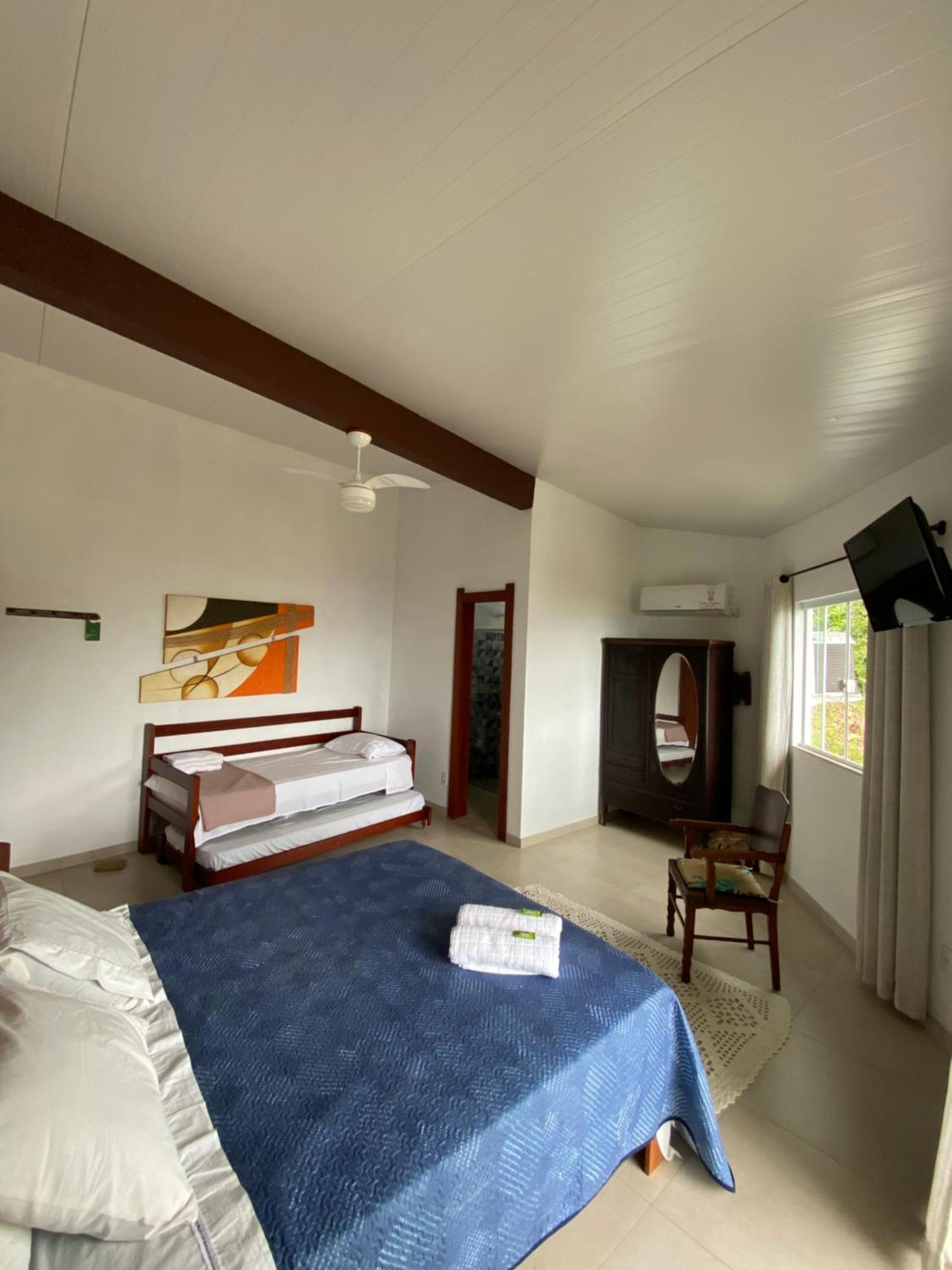 Praia de Araçatiba Casa Caicaraホステル エクステリア 写真